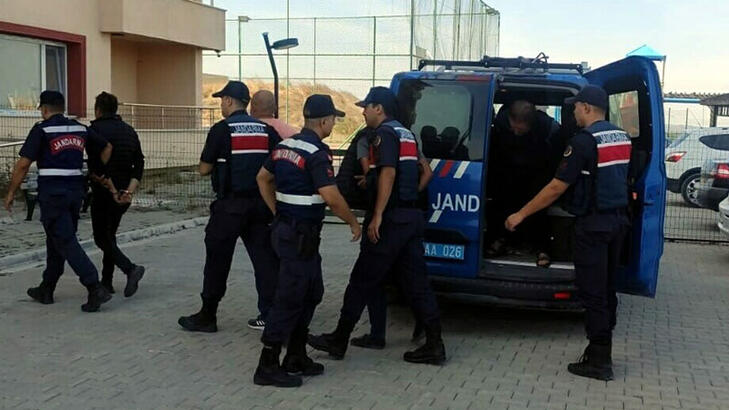 Çanakkalede müebbet ile aranan 4 FETÖcü yakalanıp tutuklandı