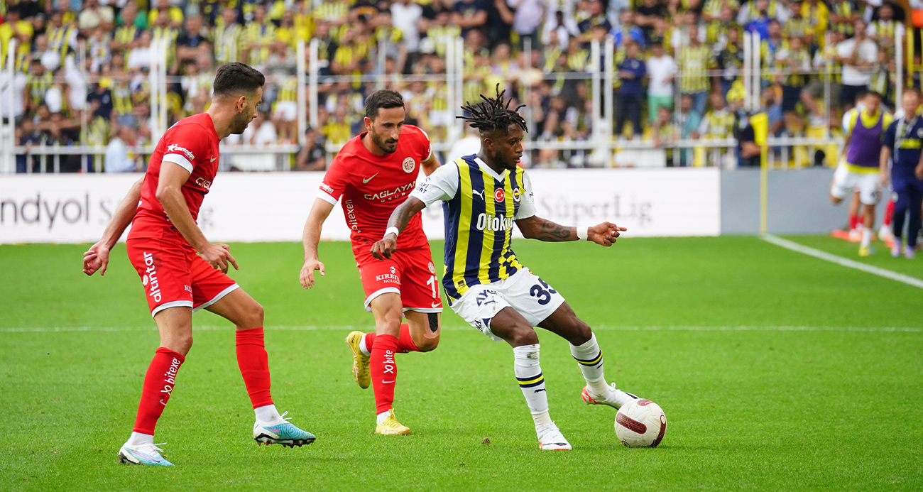 Fenerbahçe - Antalyaspor Maçı Canlı Anlatım