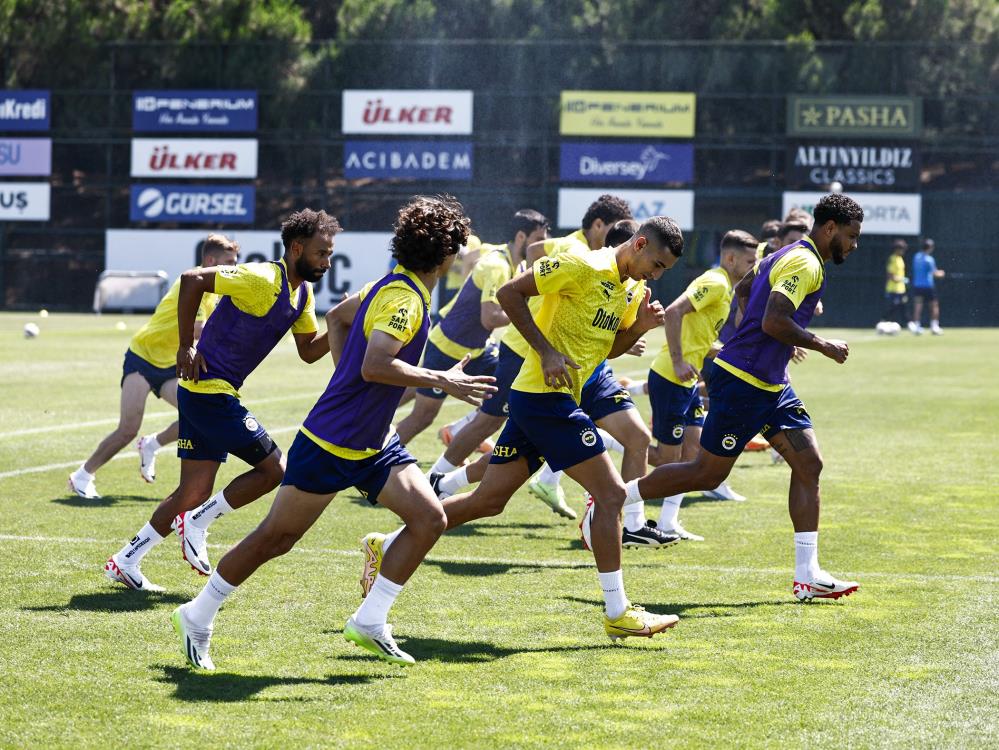 Fenerbahçe Twente maçı hazırlıklarına başladı