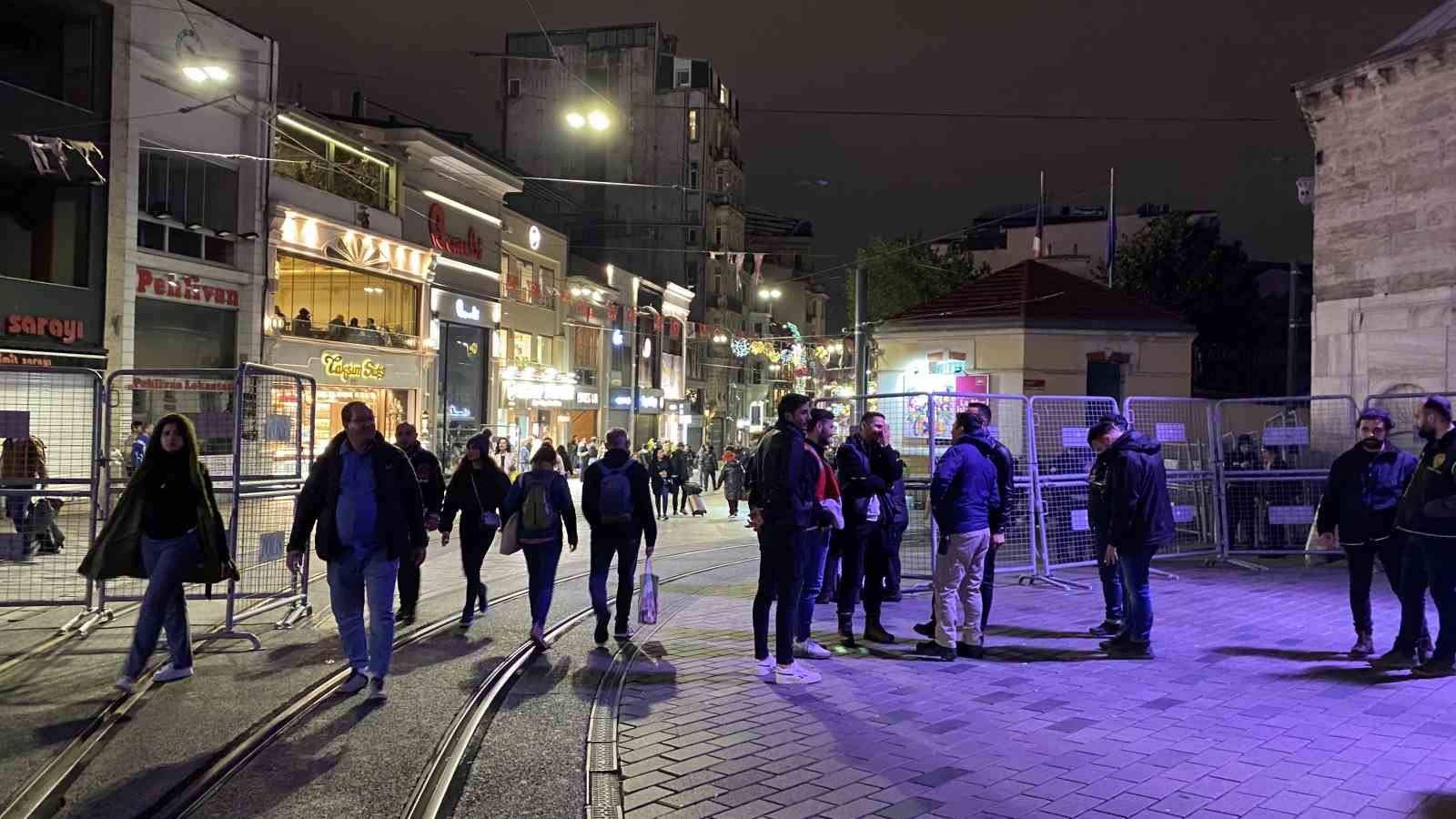 Taksim ve İstiklal Caddesindeki kısıtlamalar kaldırıldı