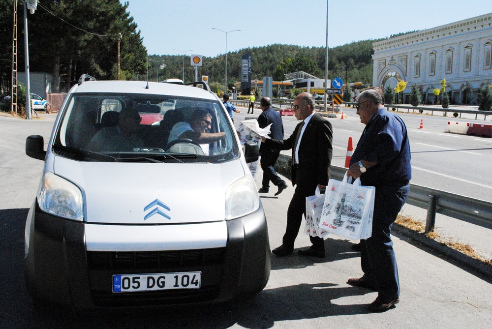 Çorumda sürücülere ahilik leblebisi ikram edildi