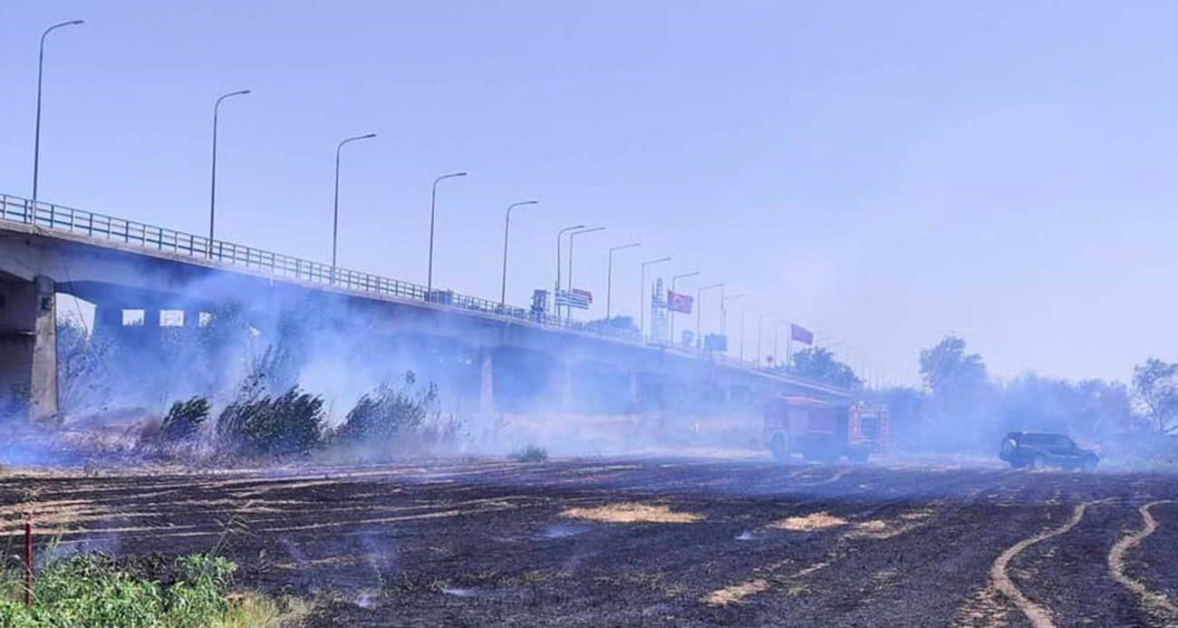 Yunanistandaki yangında tahliyeler başladı İpsala Sınır Kapısı kapatıldı